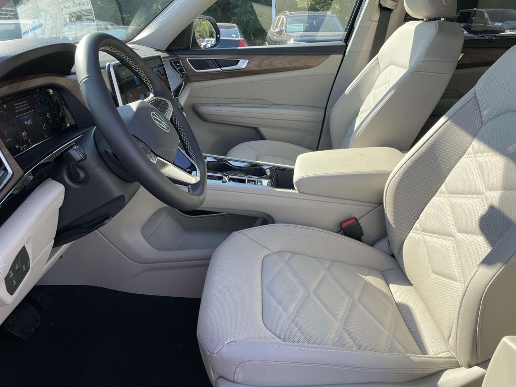 2026 Volkswagen Atlas 2.0T SE w/ Technology