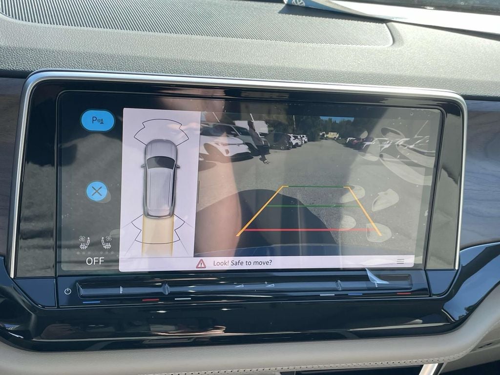 2026 Volkswagen Atlas 2.0T SE w/ Technology