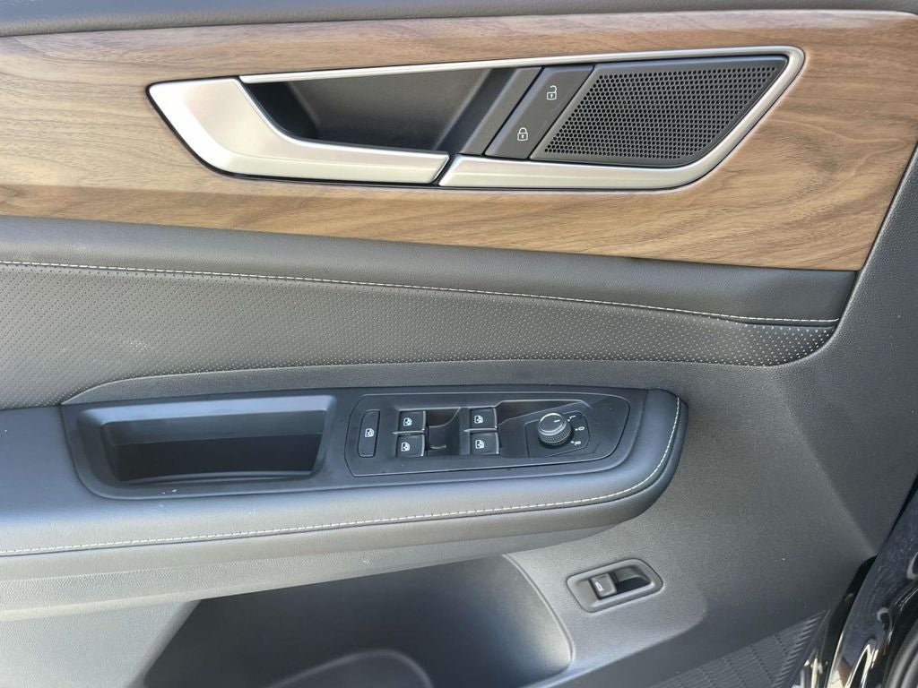 2026 Volkswagen Atlas 2.0T SE w/ Technology