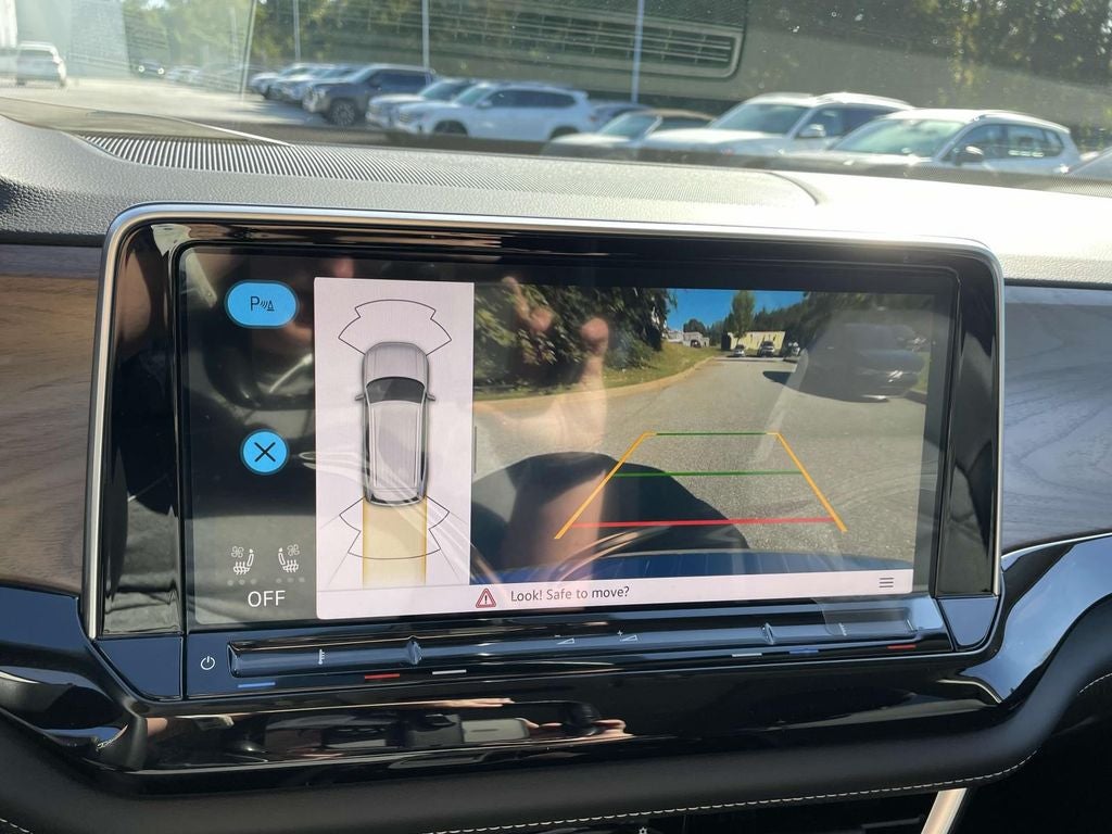 2026 Volkswagen Atlas 2.0T SE w/ Technology