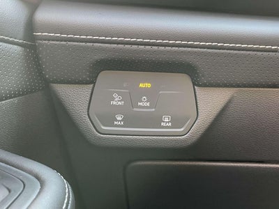 2026 Volkswagen Atlas 2.0T SE w/ Technology