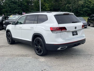 2022 Volkswagen Atlas 3.6L V6 SE w/Technology