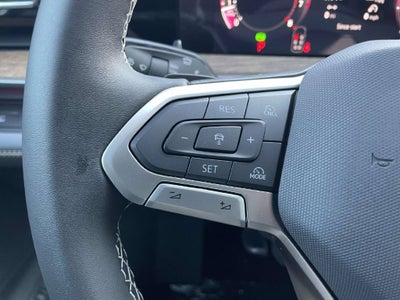 2027 Volkswagen Atlas 2.0T SE w/ Technology