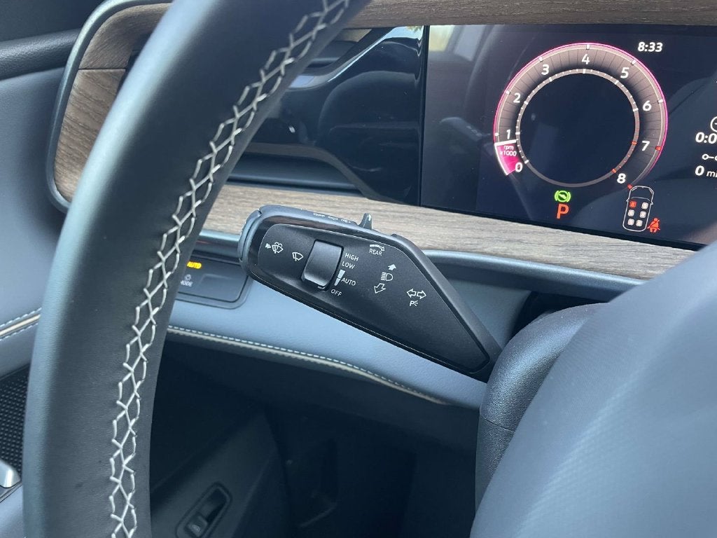 2027 Volkswagen Atlas 2.0T SE w/ Technology