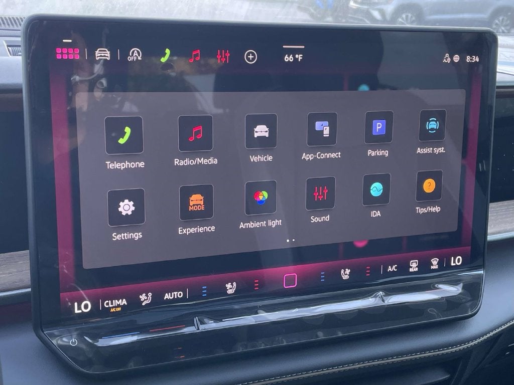 2027 Volkswagen Atlas 2.0T SE w/ Technology