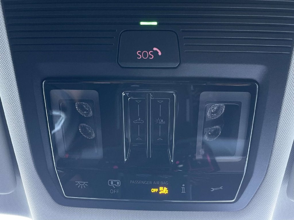 2027 Volkswagen Atlas 2.0T SE w/ Technology