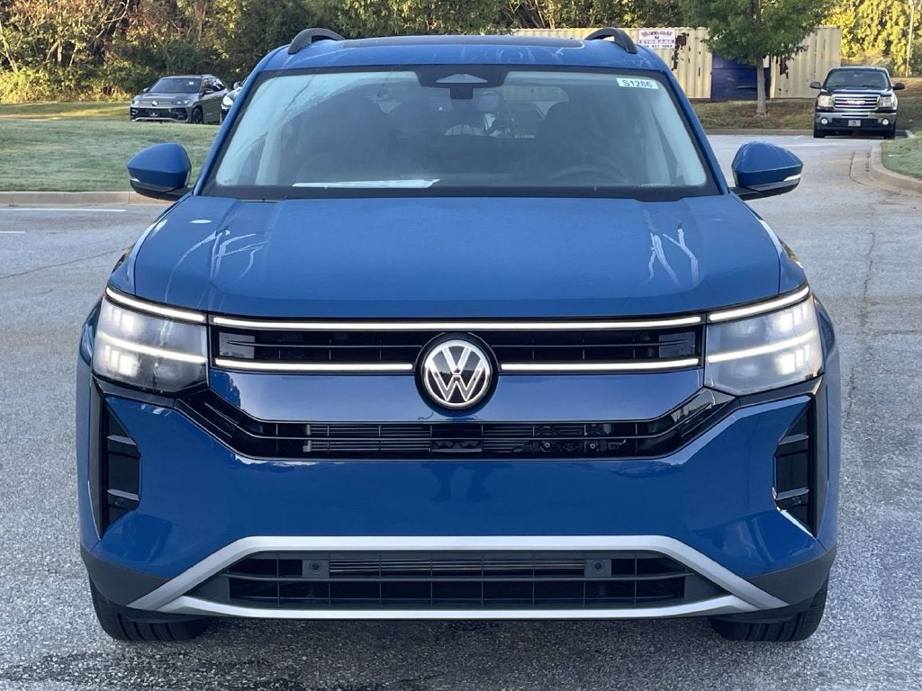 2027 Volkswagen Atlas 2.0T SE w/ Technology