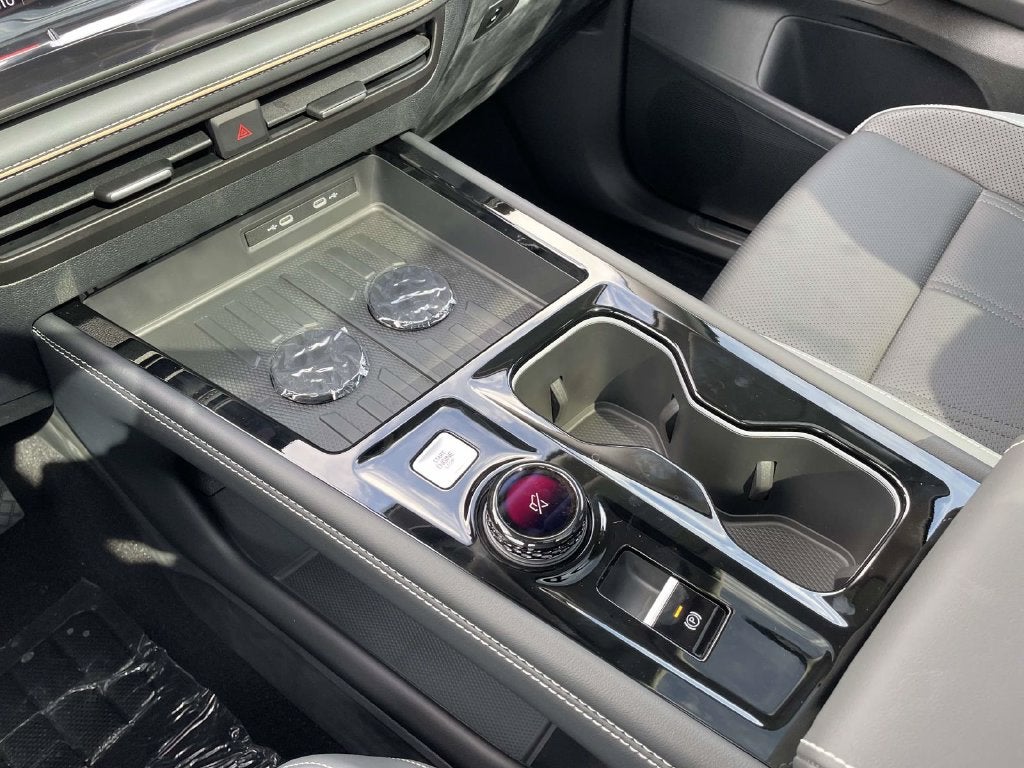 2027 Volkswagen Atlas SE w/Technology