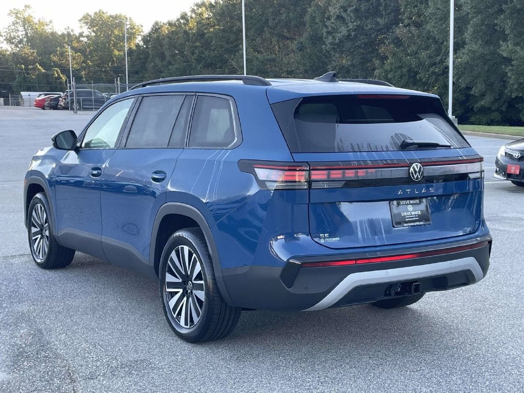 2027 Volkswagen Atlas 2.0T SE w/ Technology