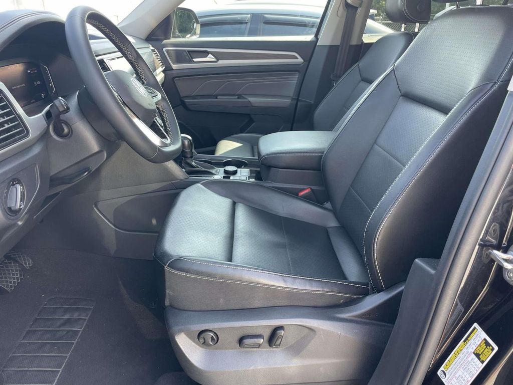 2022 Volkswagen Atlas 3.6L V6 SE w/Technology