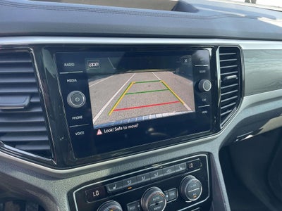 2022 Volkswagen Atlas 3.6L V6 SE w/Technology