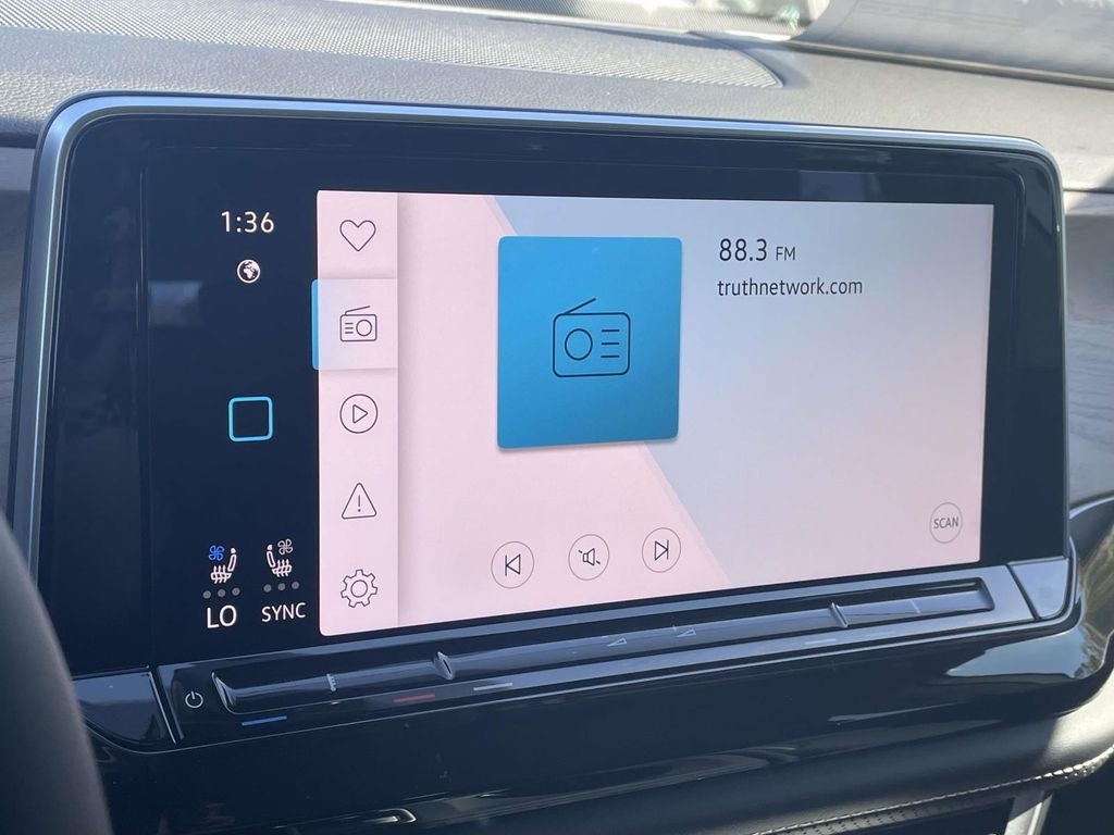 2026 Volkswagen Atlas 2.0T SE