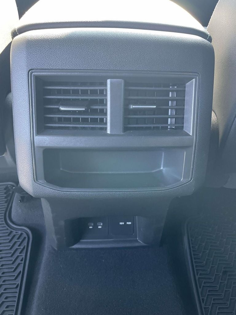 2023 Volkswagen Atlas Cross Sport 3.6L V6 SEL R-Line