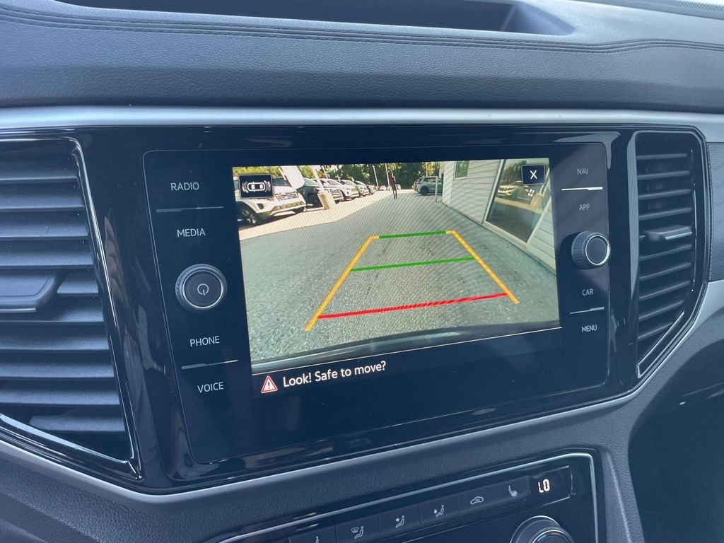 2023 Volkswagen Atlas Cross Sport 3.6L V6 SEL R-Line