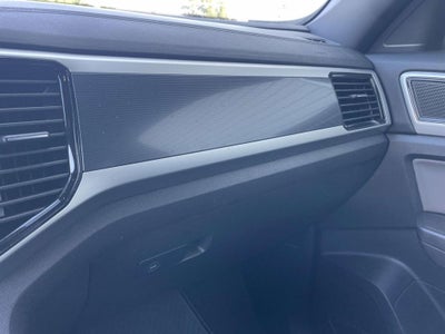 2023 Volkswagen Atlas Cross Sport 3.6L V6 SEL R-Line