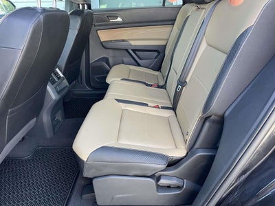 2022 Volkswagen Atlas Cross Sport 2.0T SE w/Technology