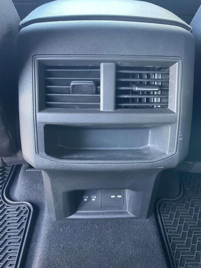 2022 Volkswagen Atlas Cross Sport 2.0T SE w/Technology