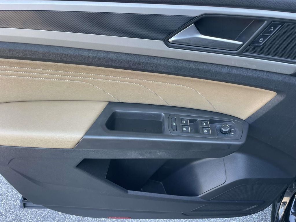 2022 Volkswagen Atlas Cross Sport 2.0T SE w/Technology