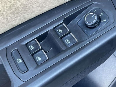 2022 Volkswagen Atlas Cross Sport 2.0T SE w/Technology