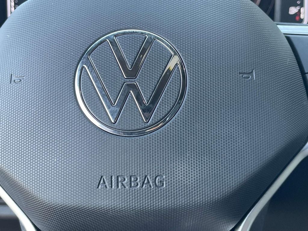 2022 Volkswagen Atlas Cross Sport 2.0T SE w/Technology
