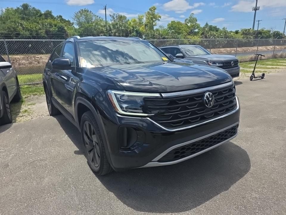 2024 Volkswagen Atlas Cross Sport 2.0T SE w/Technology