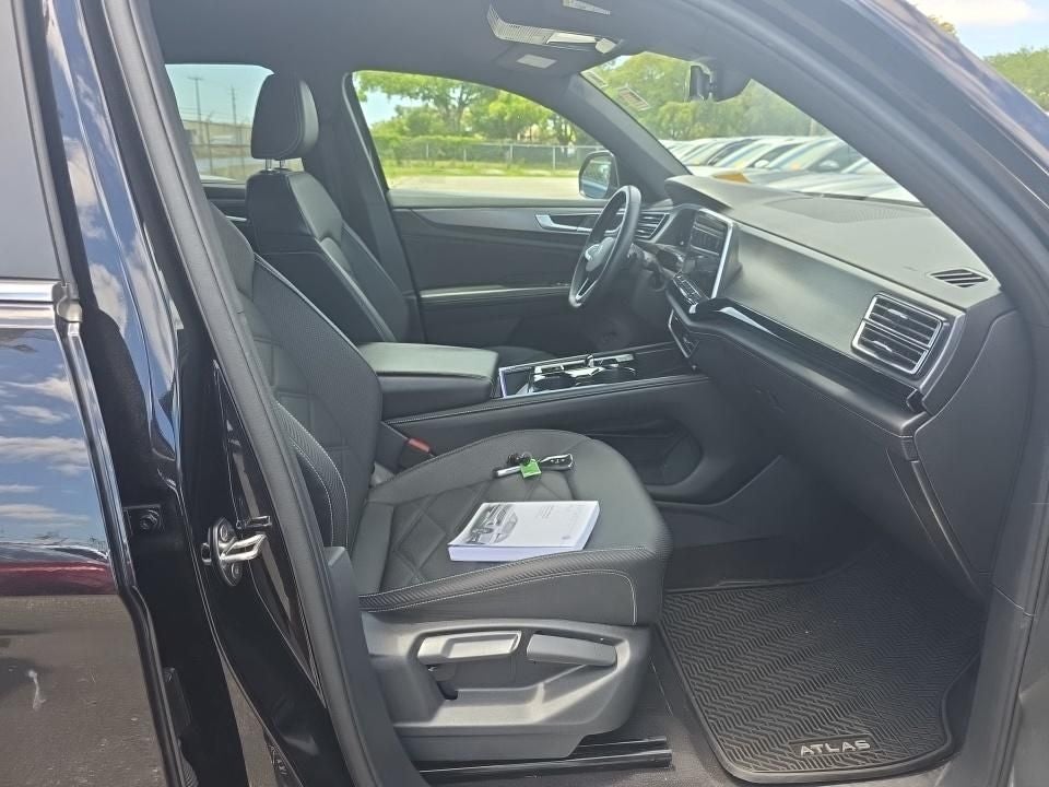 2024 Volkswagen Atlas Cross Sport 2.0T SE w/Technology