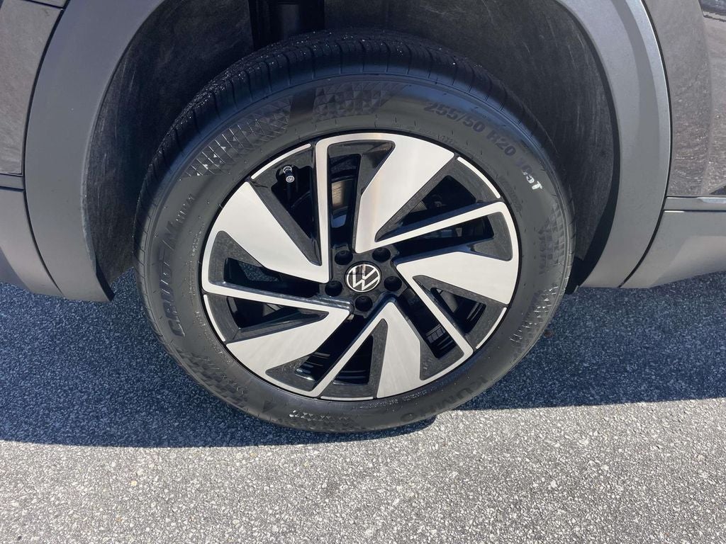 2026 Volkswagen Atlas 2.0T SE w/ Technology