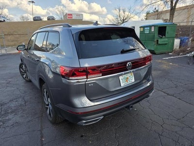 2025 Volkswagen Atlas 2.0T SE w/Technology