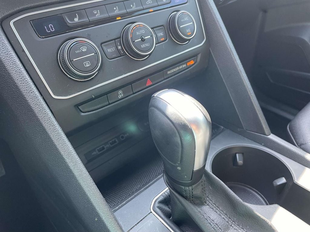 2020 Volkswagen Atlas 3.6L V6 SE w/Technology