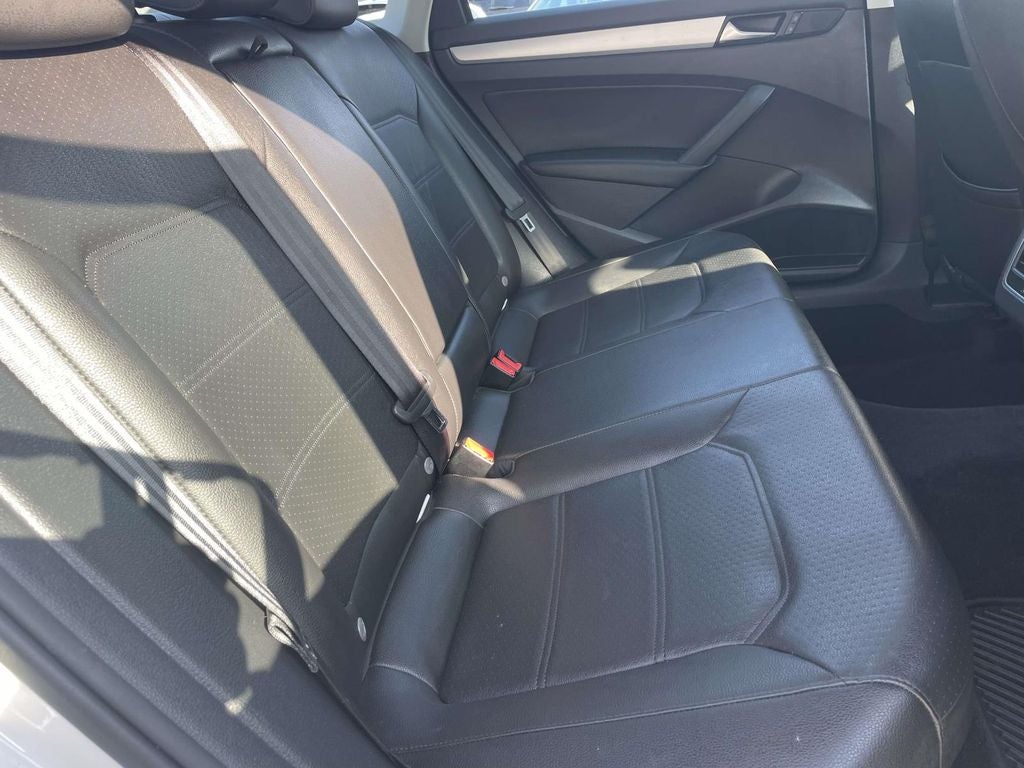 2013 Volkswagen Passat TDI SE