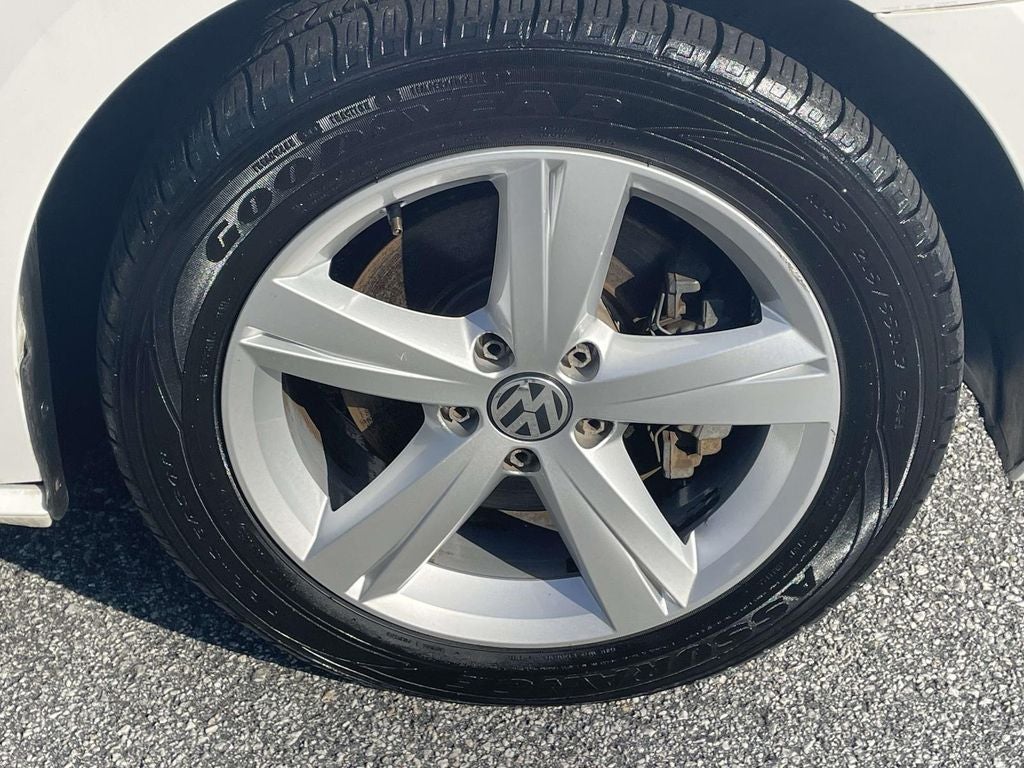 2013 Volkswagen Passat TDI SE
