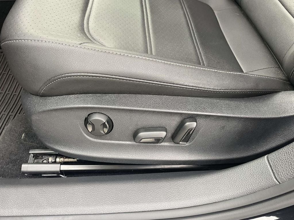2021 Volkswagen Passat 2.0T R-Line