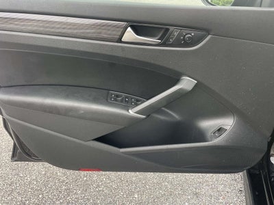 2021 Volkswagen Passat 2.0T R-Line