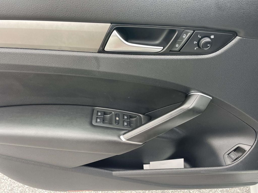 2020 Volkswagen Passat 2.0T SE