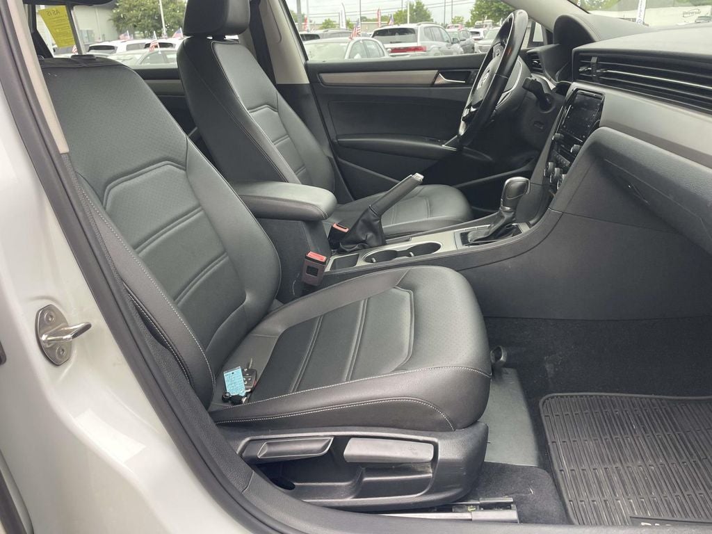 2020 Volkswagen Passat 2.0T SE