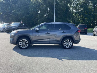 2022 Toyota RAV4 XLE Premium