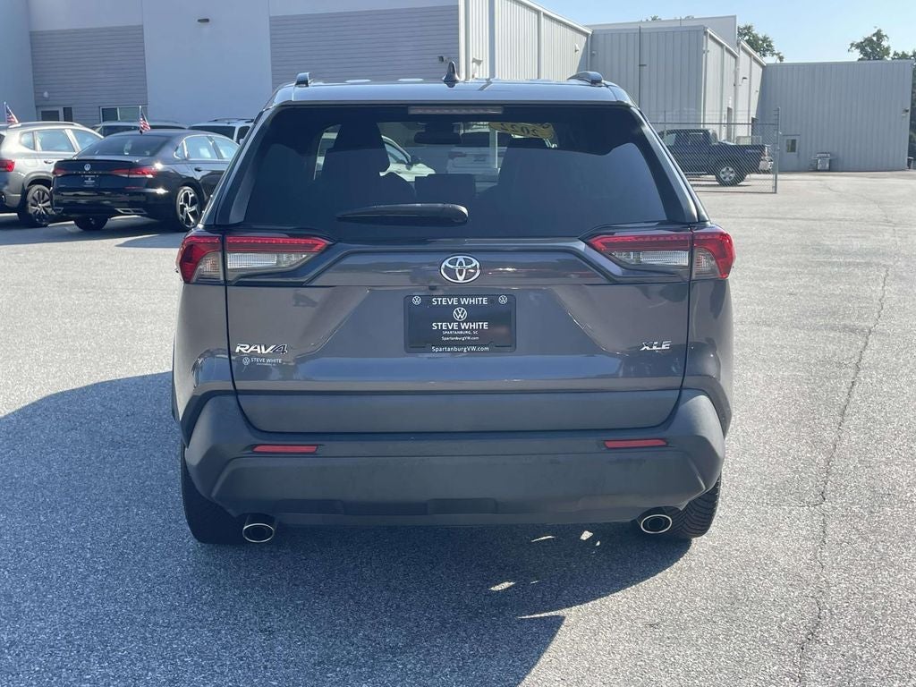 2022 Toyota RAV4 XLE Premium