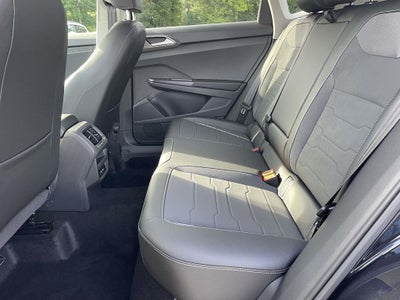 2026 Volkswagen Taos 1.5T SE Black