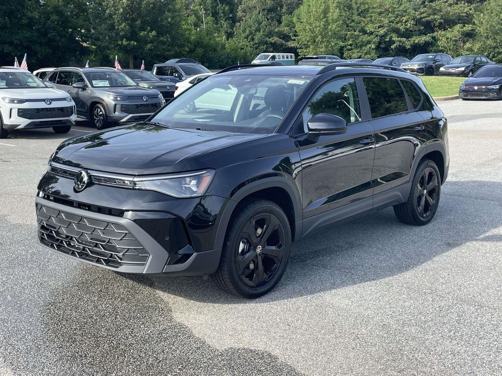 2026 Volkswagen Taos 1.5T SE Black