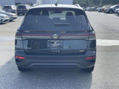 2026 Volkswagen Taos 1.5T SE Black
