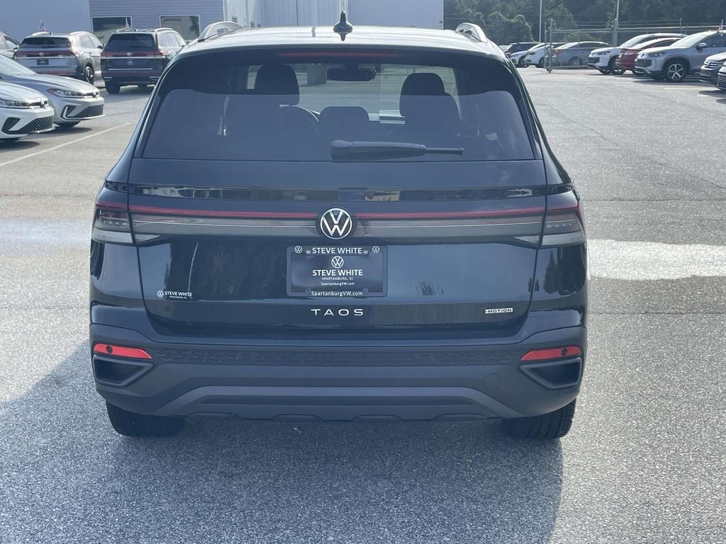 2026 Volkswagen Taos 1.5T SE Black