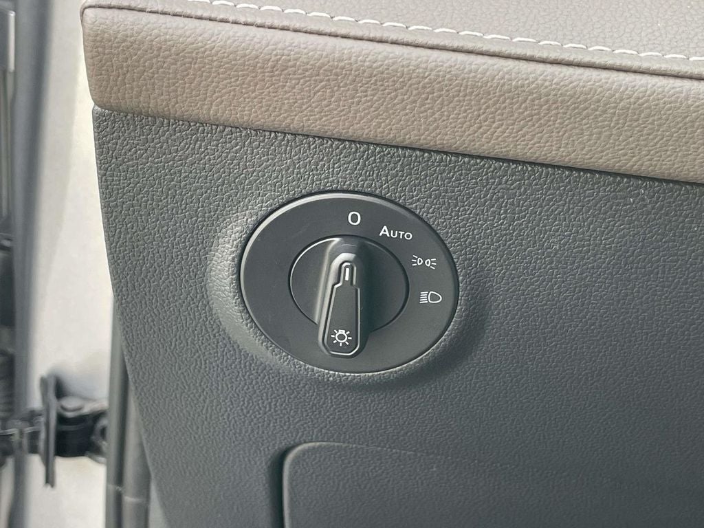 2023 Volkswagen Taos 1.5T SEL
