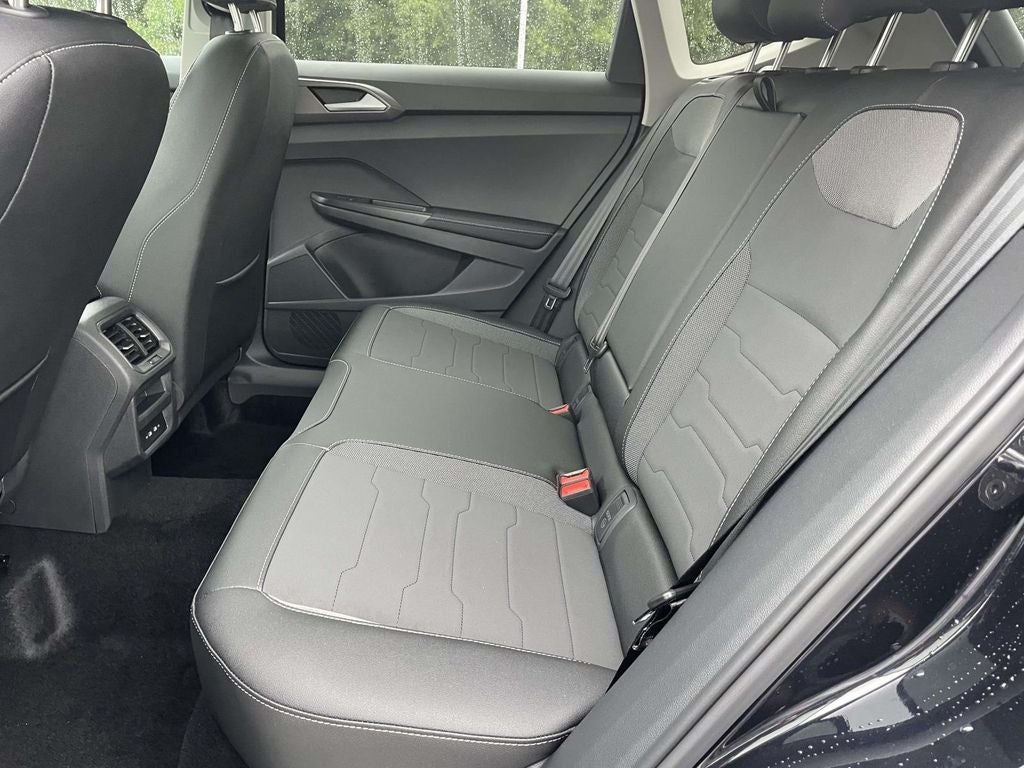 2026 Volkswagen Taos 1.5T SE Black