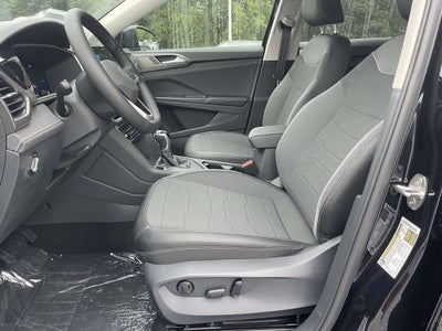 2026 Volkswagen Taos 1.5T SE Black