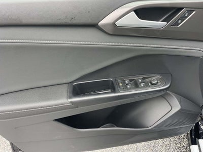 2026 Volkswagen Taos 1.5T SE Black