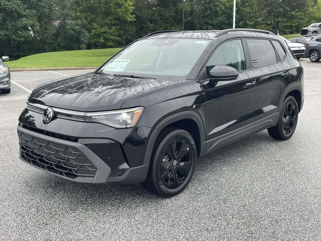 2026 Volkswagen Taos 1.5T SE Black