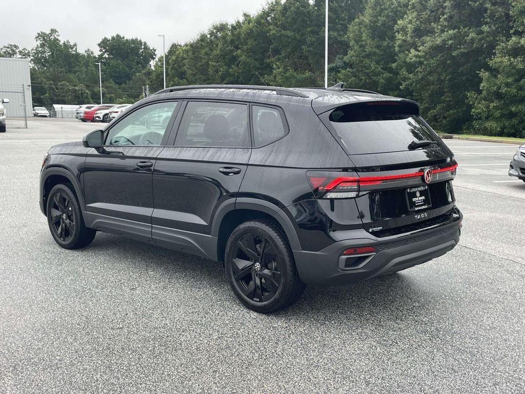 2026 Volkswagen Taos 1.5T SE Black