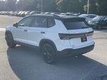 2026 Volkswagen Taos 1.5T SE Black