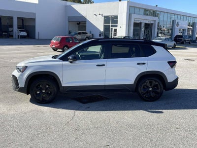 2027 Volkswagen Taos 1.5T SE Black