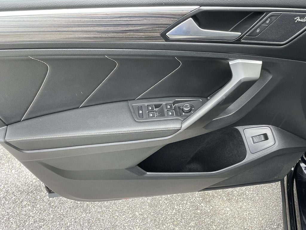 2022 Volkswagen Tiguan 2.0T SEL R-Line